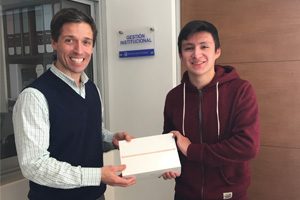 Prensa UC Temuco » Encuesta de Satisfacción Estudiantil concluyó con el ganador del sorteo de un iPad