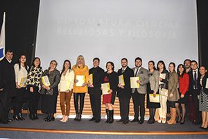 Prensa UC Temuco » Facultad de Ciencias Religiosas y Filosofía finaliza Diplomados