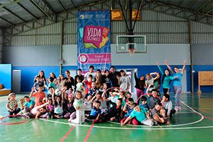 Prensa UC Temuco » Niños y niñas disfrutan sus vacaciones en Polideportivo UC Temuco
