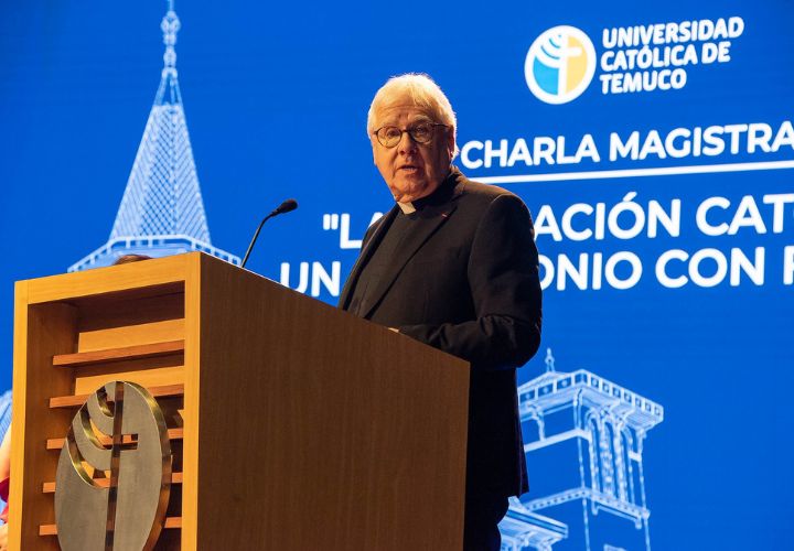 Desafíos de la Educación Católica; Representante del Vaticano Monseñor Guy-Real Thivierg dictó charla en Inauguración del Año Académico UCT > UCT
